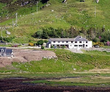קינלוכברבי The Rhiconich Hotel מראה חיצוני תמונה